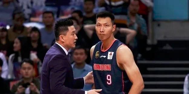 公交车被弄到高潮嗯啊视频
